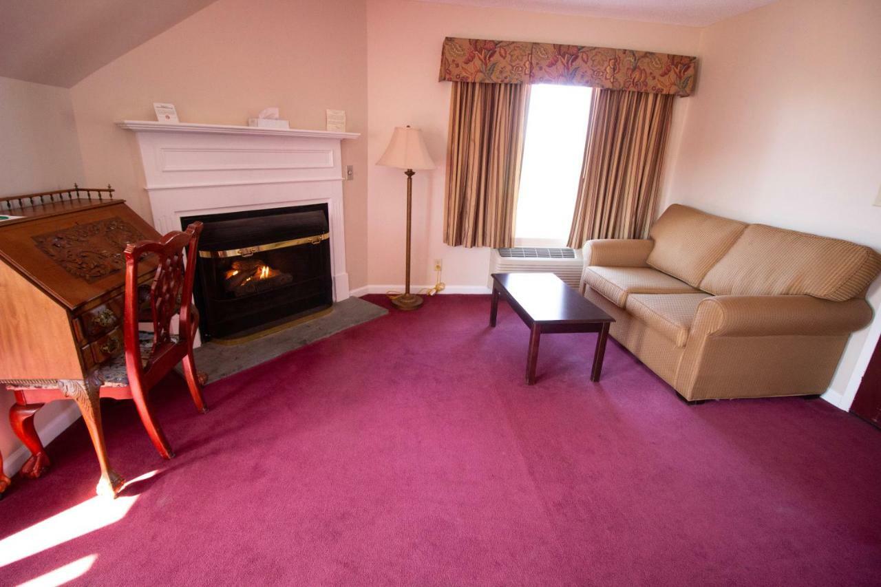 The Lucerne Inn Dedham Dış mekan fotoğraf
